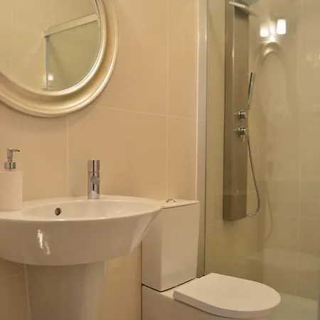 Casa Das Martas بيت للعطل *